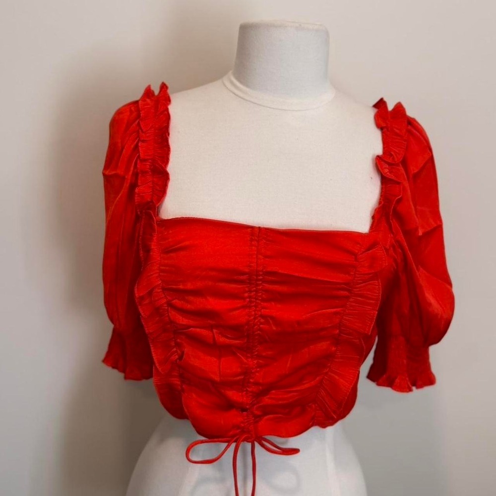 Orange Ruched Ruffle Crop Top 🍊✨ - Picture 2 of 3